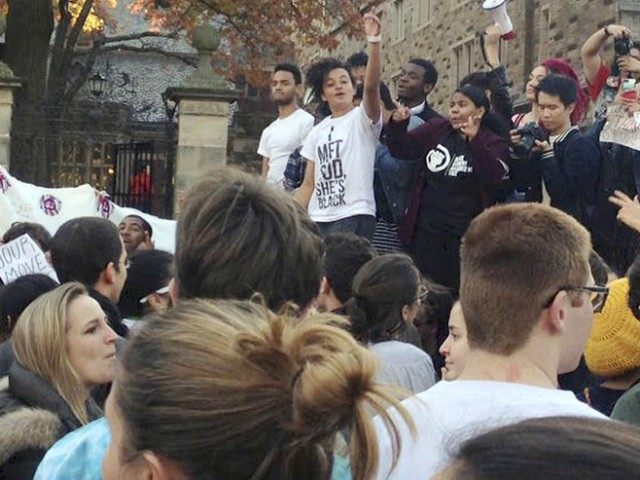 yale-university-march-against-racial-insensitivity-AP-640x480.jpg