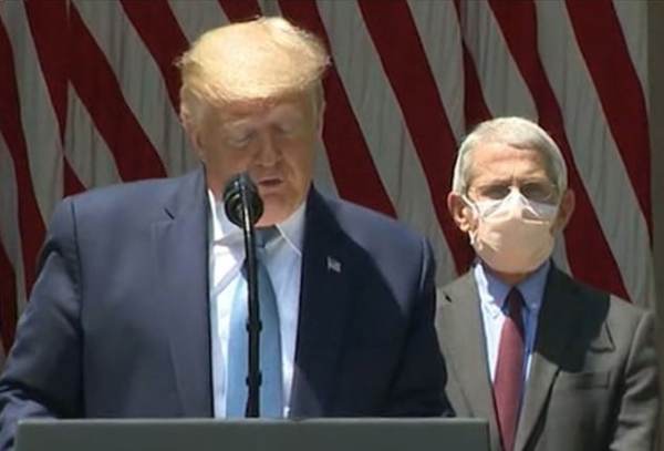 trump-fauci-mask-600x407.jpg