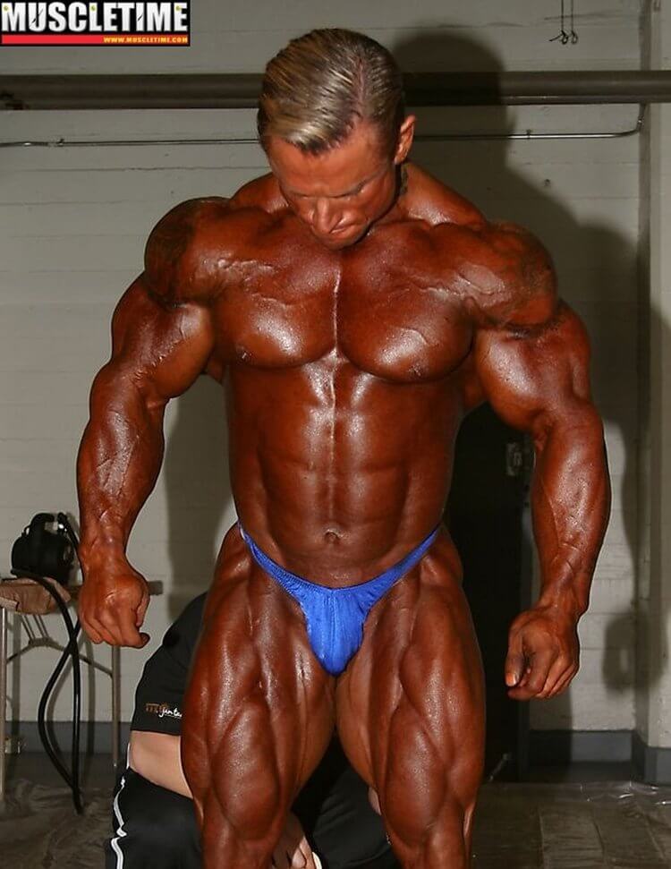 Lee Priest