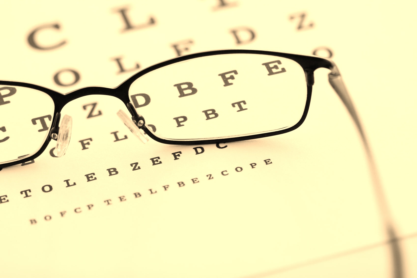 Проблемы со зрением как побочный эффект Нолвадекса и Кломида